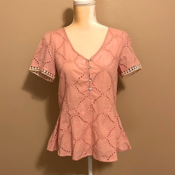 ENTRO Pink Eyelet Crochet Top Size S - Picture 1 of 7